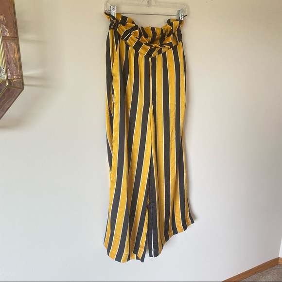 NWT Black and Yellow Stripped Pants - Picture 8 of 11